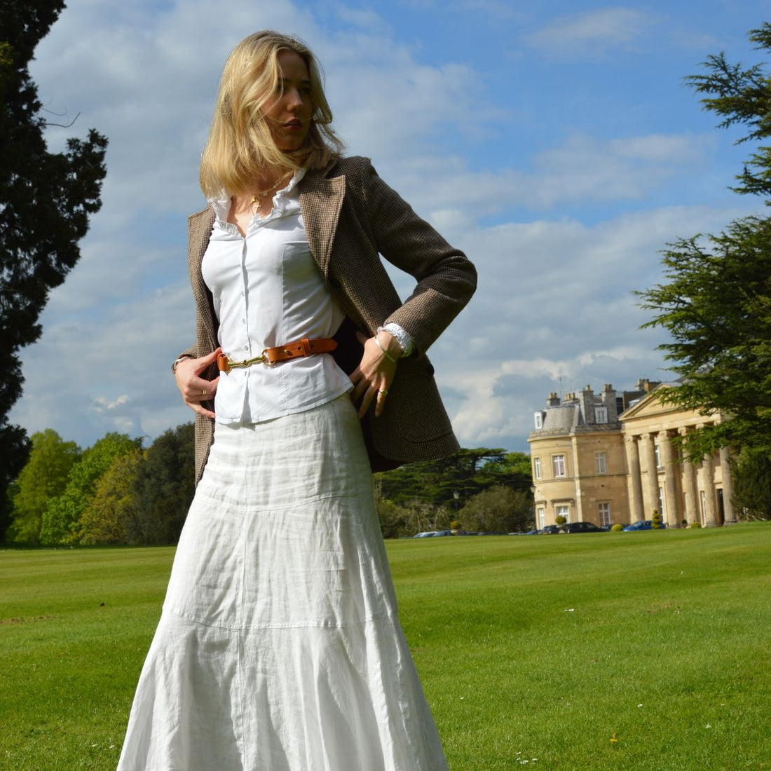 The Ultimate Guide to Equestrian Belts for Women: Where Heritage Meets Performance