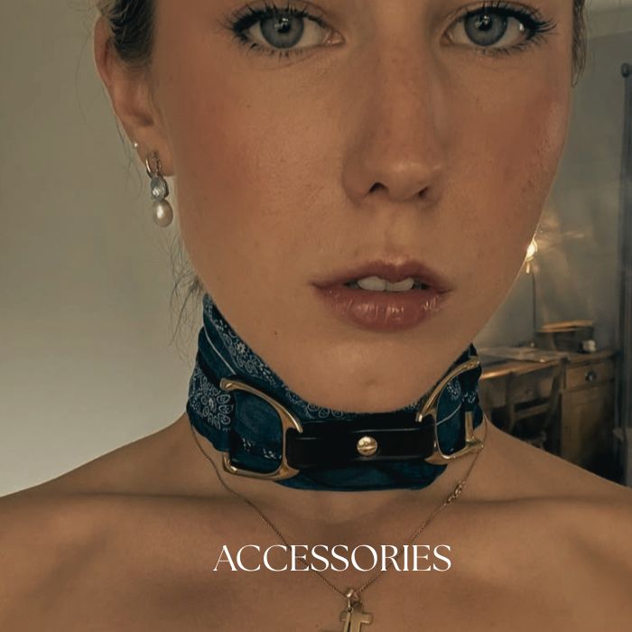 LEATHER ACCESSORIES - In Farm Traced Filly & Fox British Bridle Leather